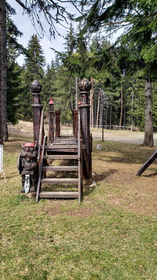 Studios And Apartments - Semiramida Gardens Borovets Buitenkant foto